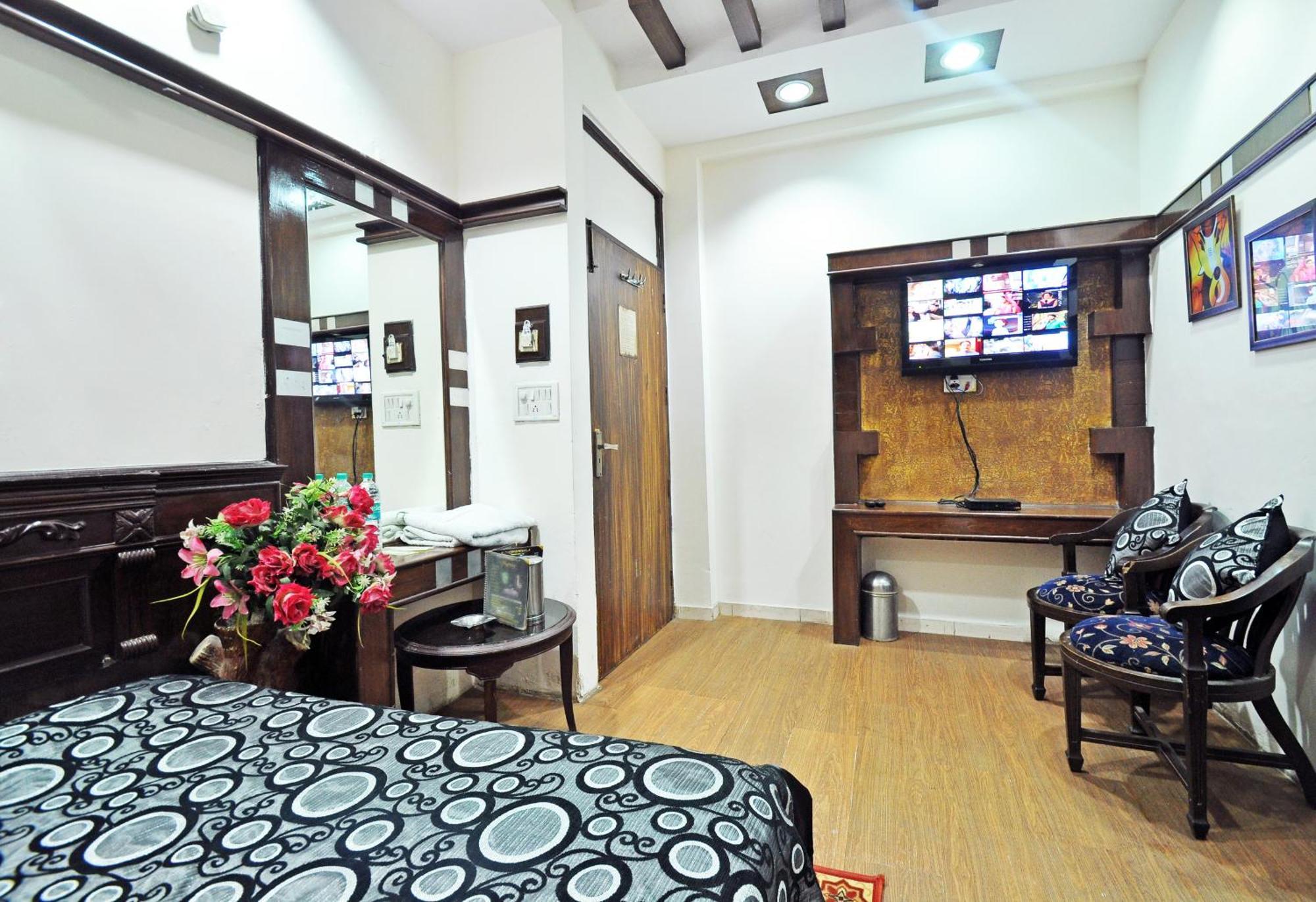 Hotel Shiva Intercontinental - New Delhi Railway Station - Paharganj Kültér fotó
