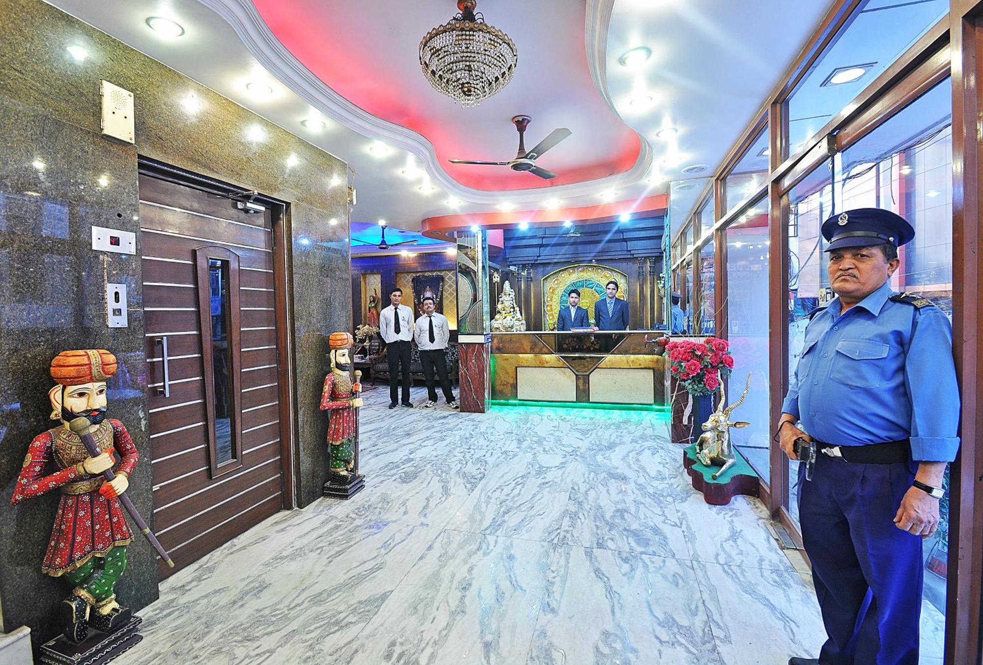 Hotel Shiva Intercontinental - New Delhi Railway Station - Paharganj Kültér fotó