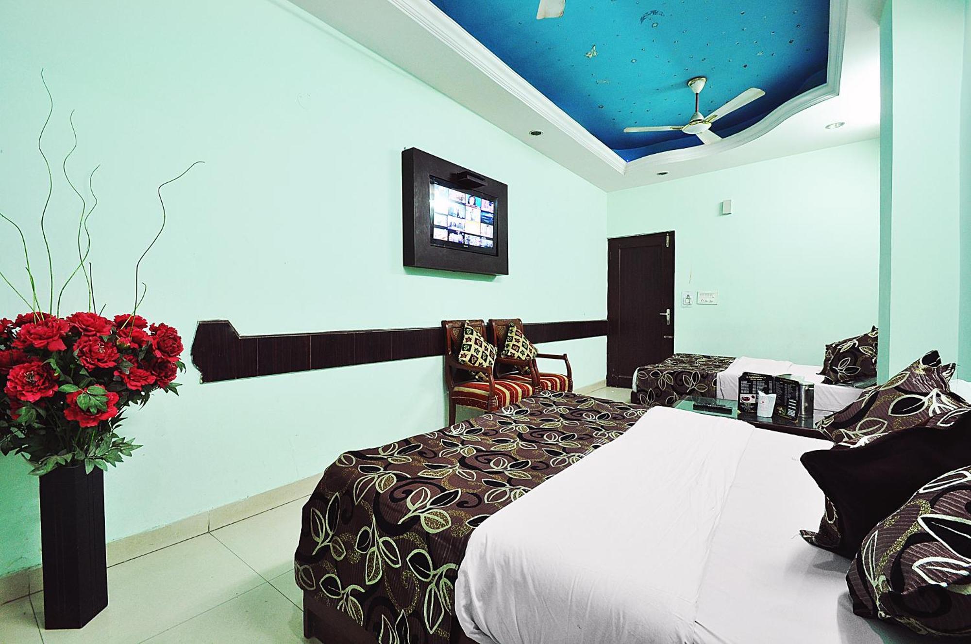Hotel Shiva Intercontinental - New Delhi Railway Station - Paharganj Kültér fotó