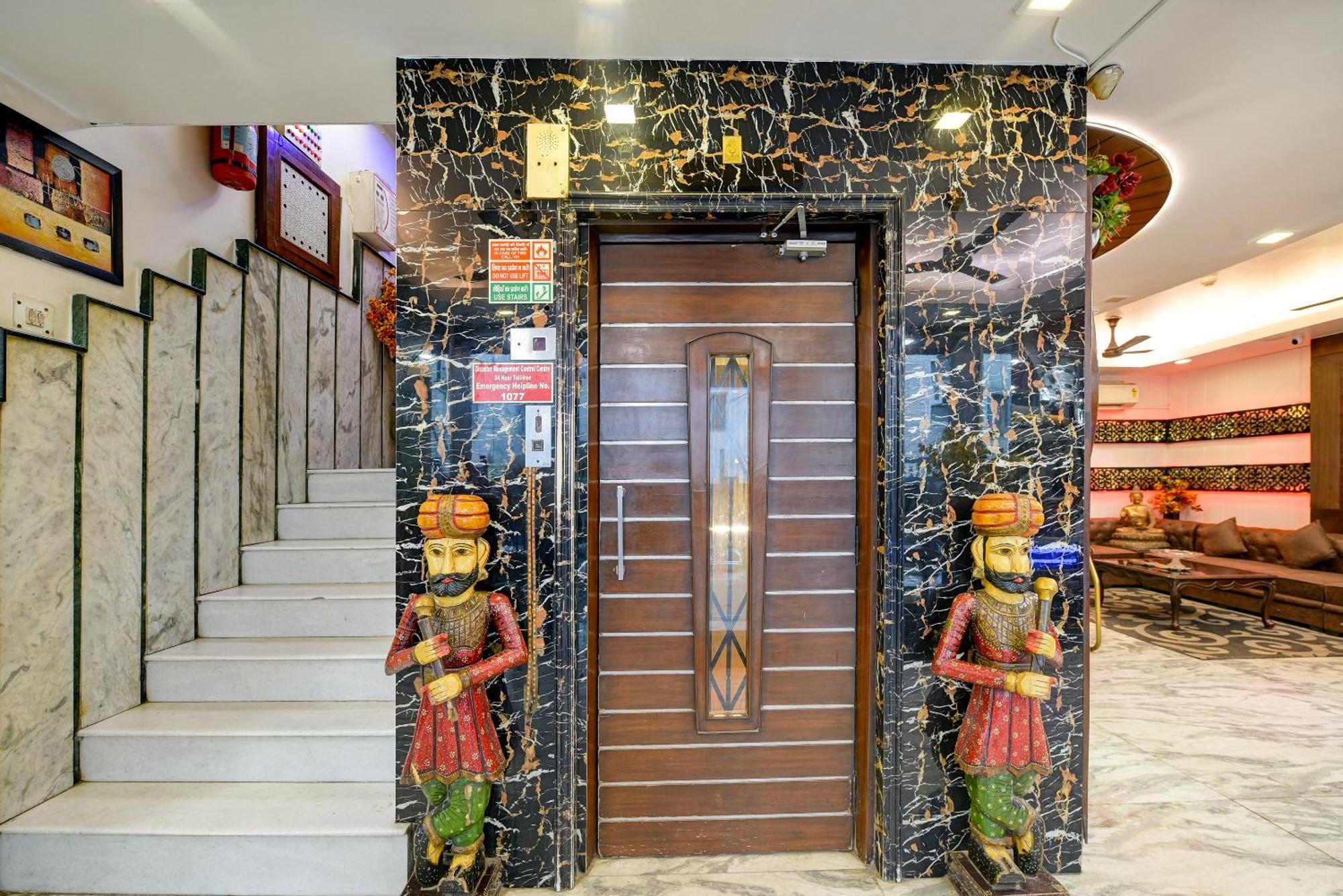 Hotel Shiva Intercontinental - New Delhi Railway Station - Paharganj Kültér fotó