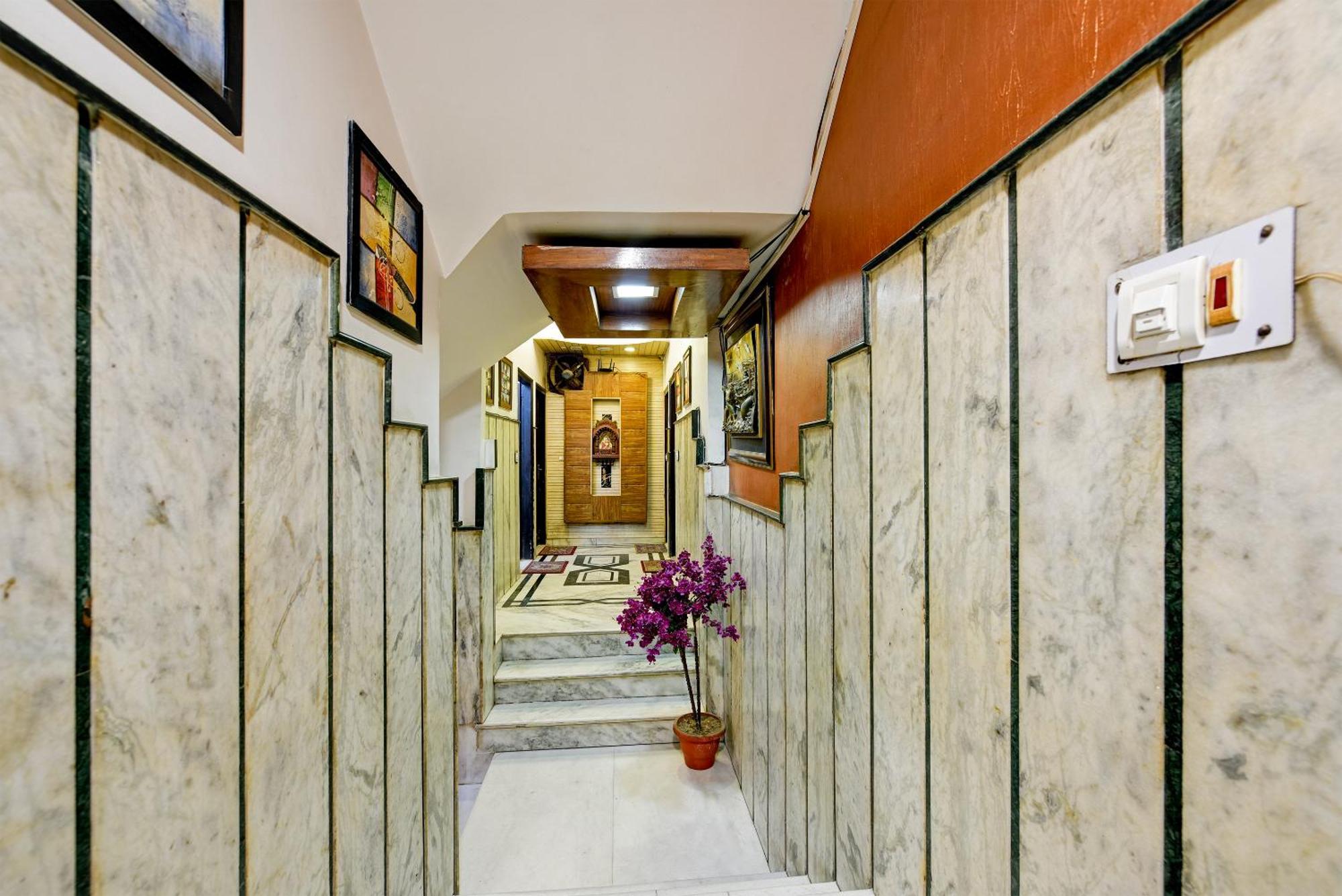 Hotel Shiva Intercontinental - New Delhi Railway Station - Paharganj Kültér fotó